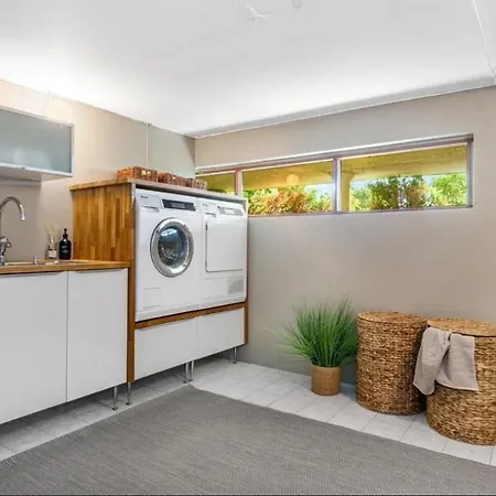 Villa With 4 Bedrooms Tromsø